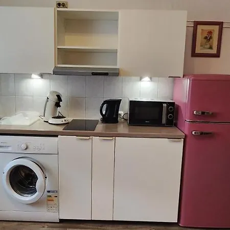 Elena Flat Rosa Zentrum Centro Westfield *