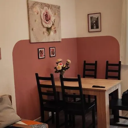 Elena Flat Rosa Zentrum Centro Westfield דירה *