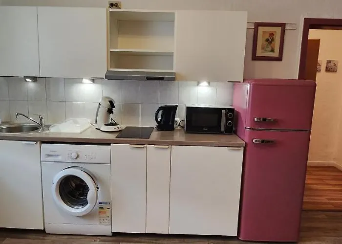 Elena Flat Rosa Zentrum Centro Westfield *